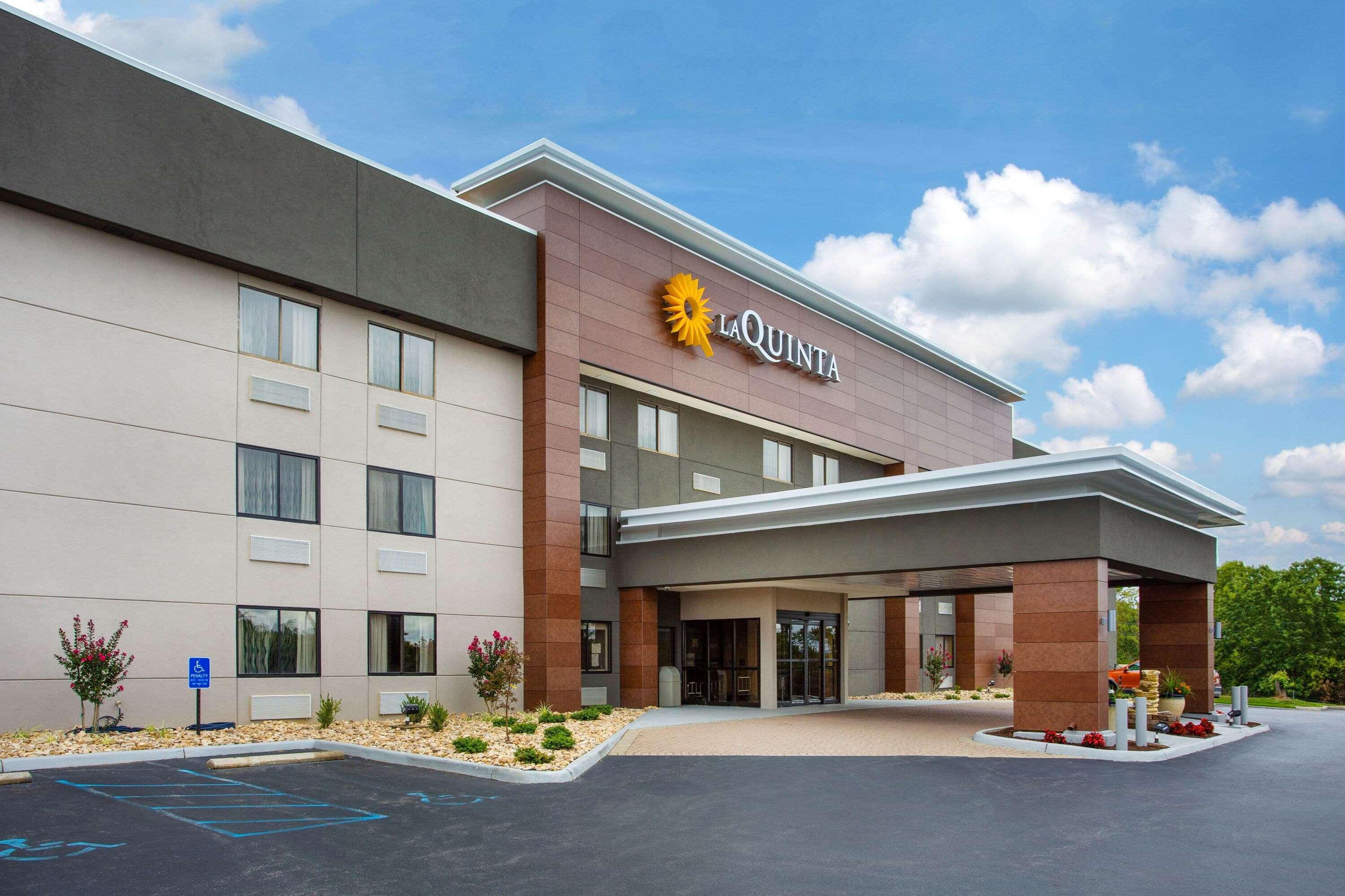 La Quinta Inn By Wyndham Roanoke Salem Exterior foto